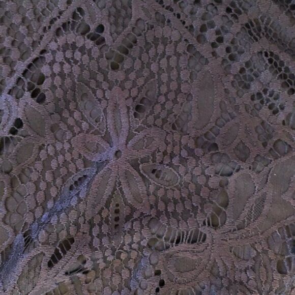 NWT - Paper + Tee Black Lace Sleeveless Top - Picture 3 of 4